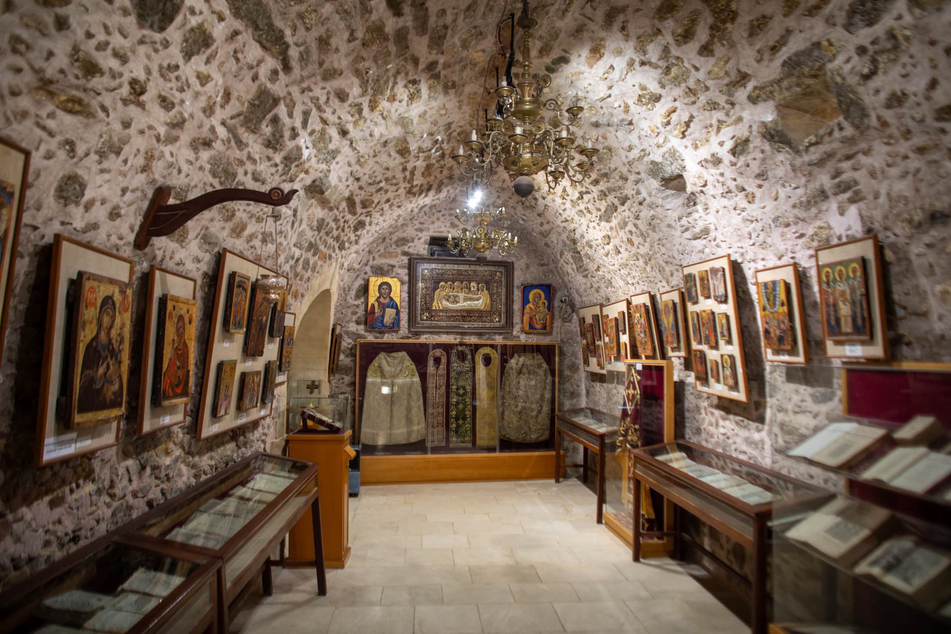 Alt text not provided