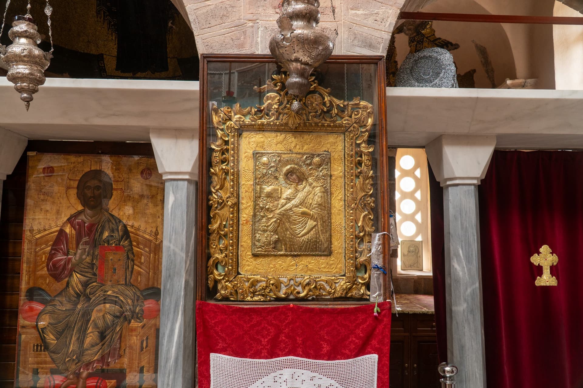 Alt text not provided