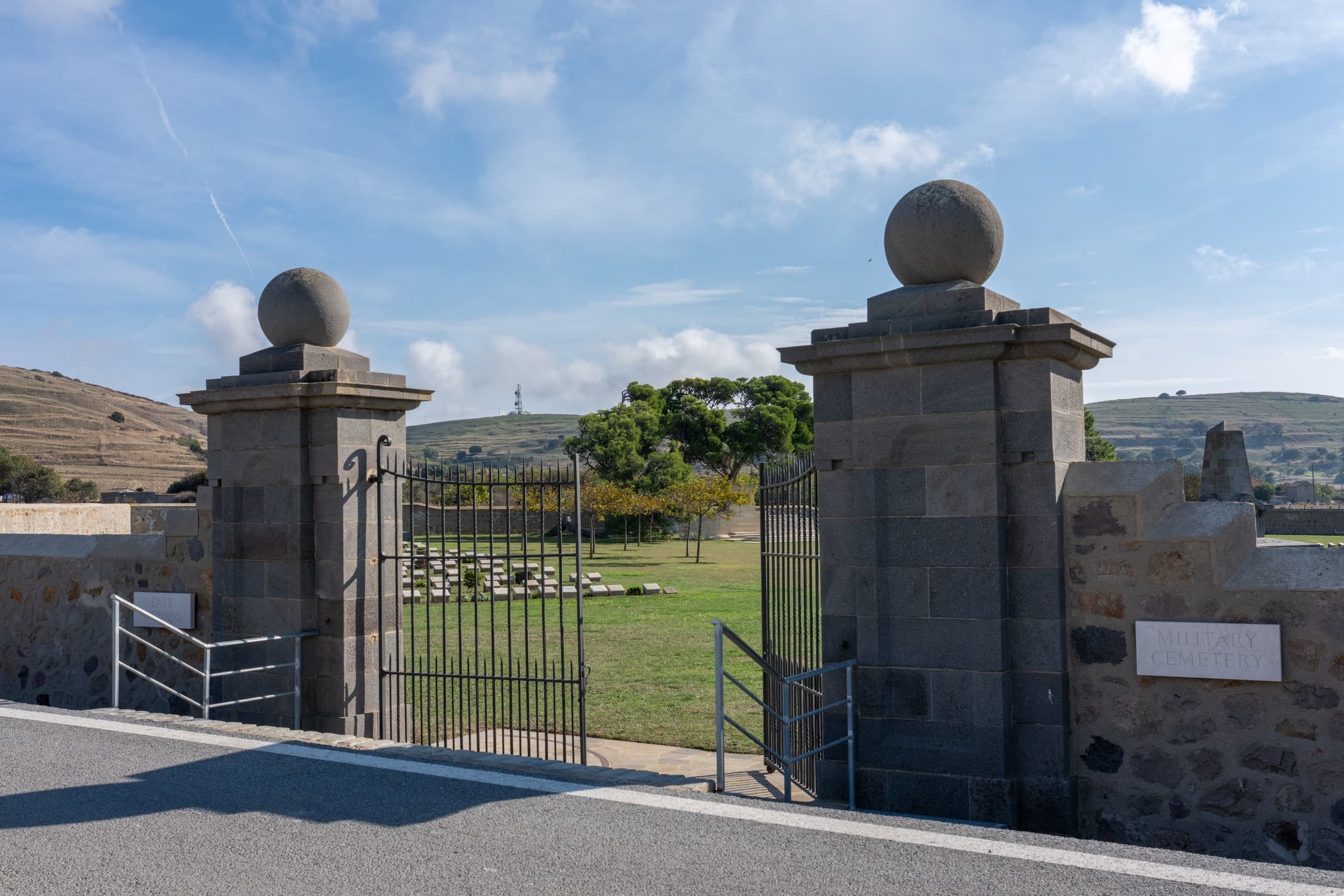 Alt text not provided