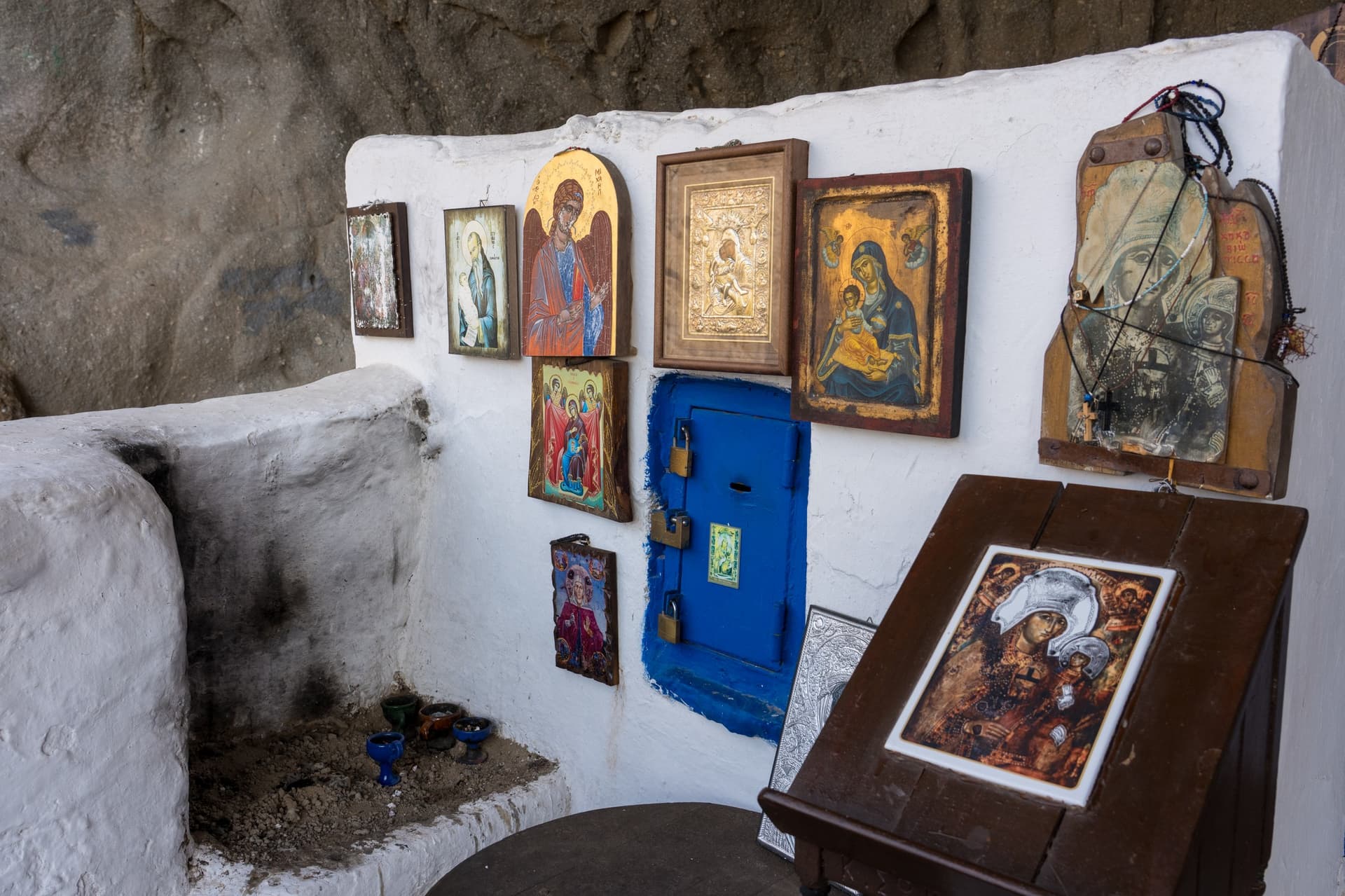 Alt text not provided