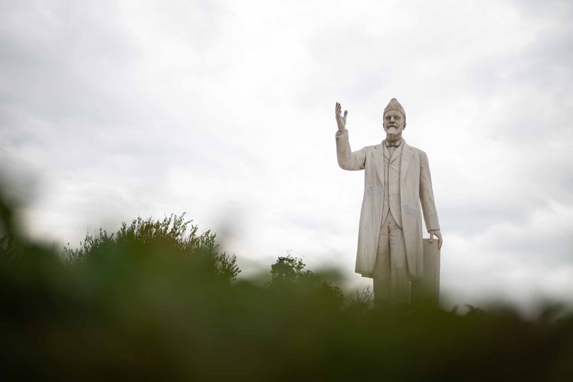 Alt text not provided