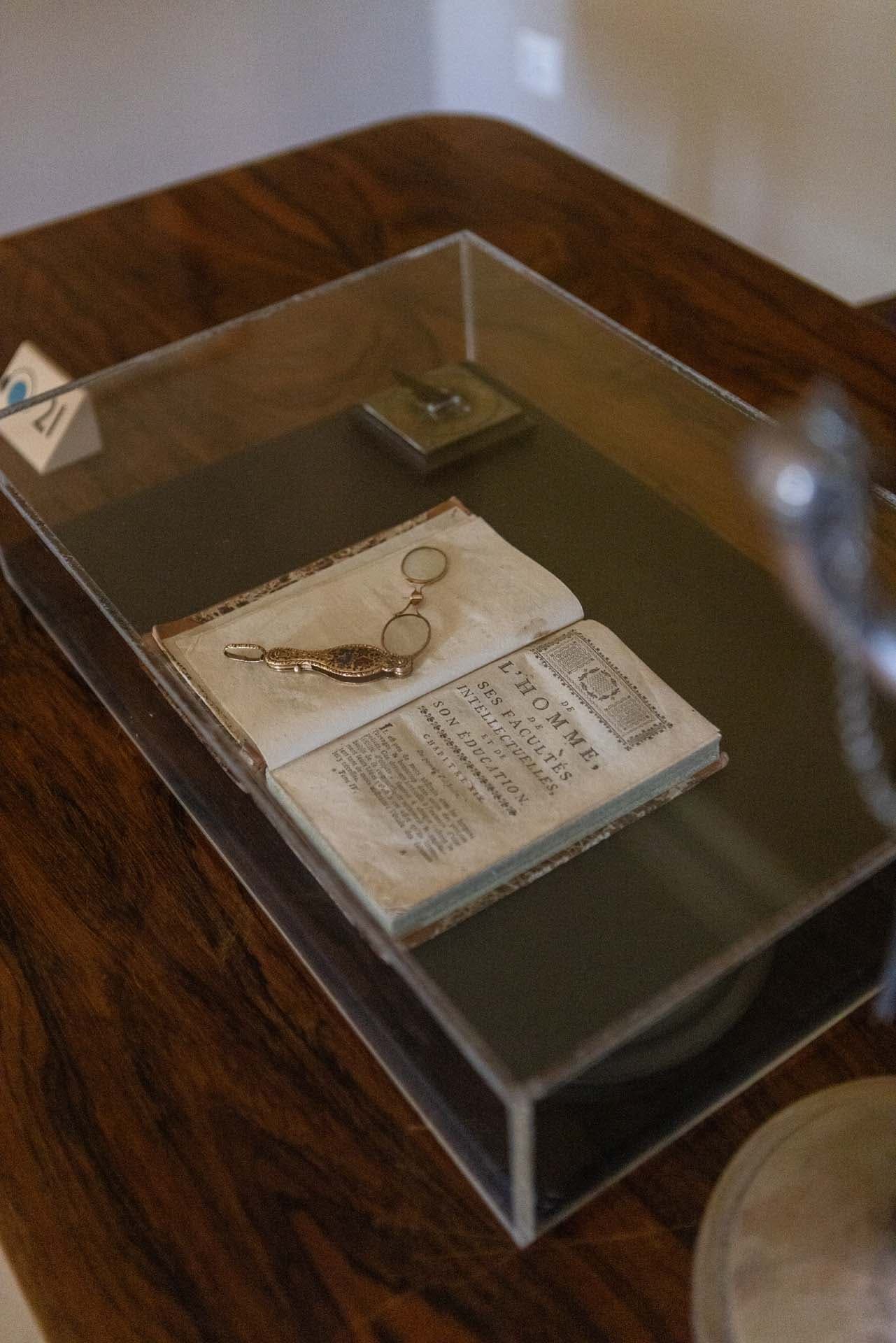 Alt text not provided