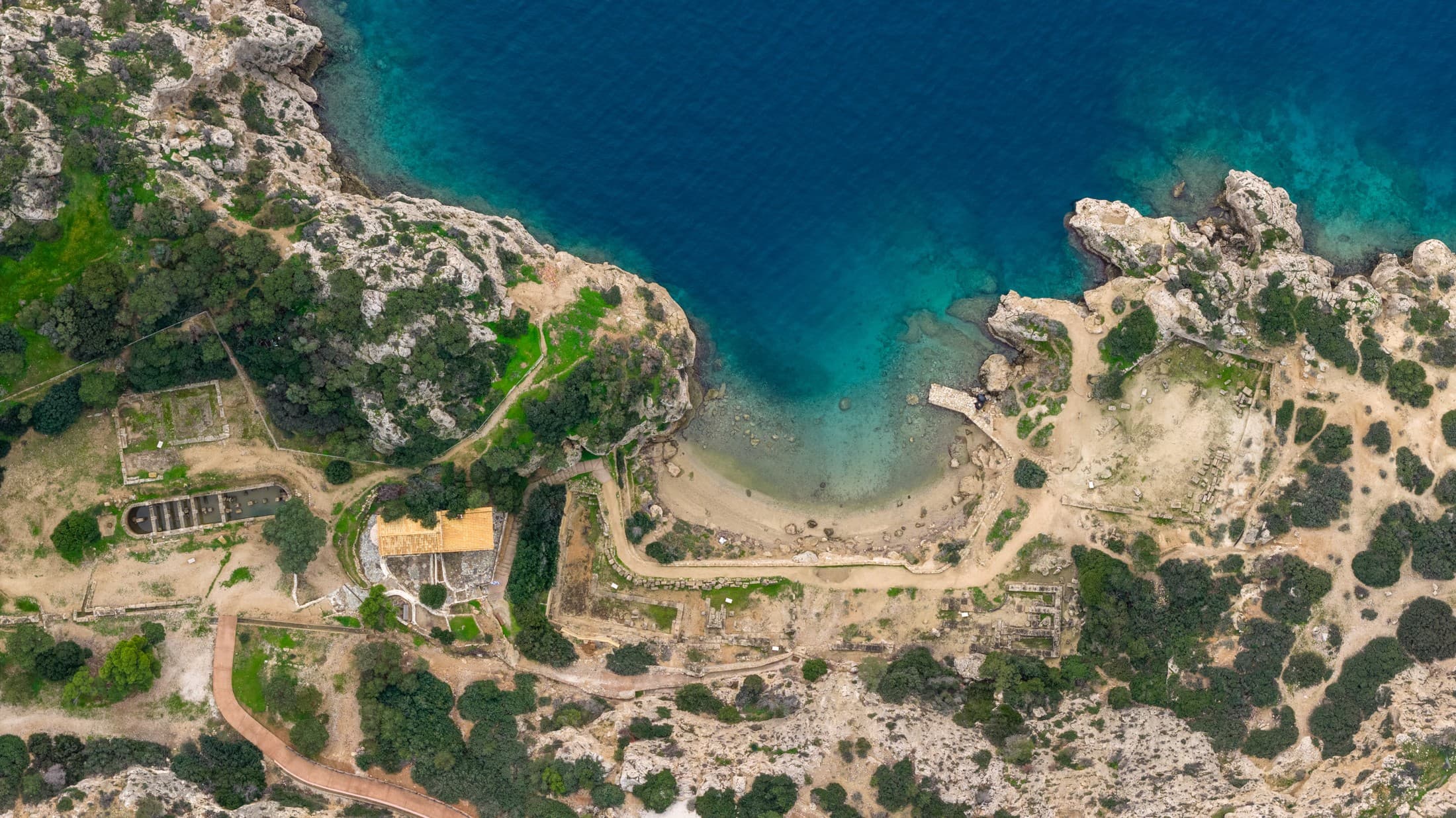 archaeological-site-of-heraion