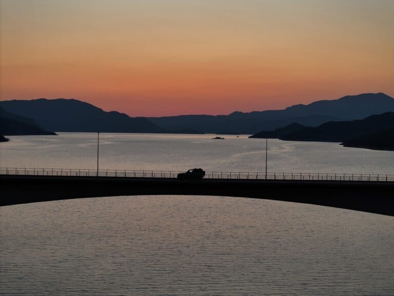Lago di Kremastà