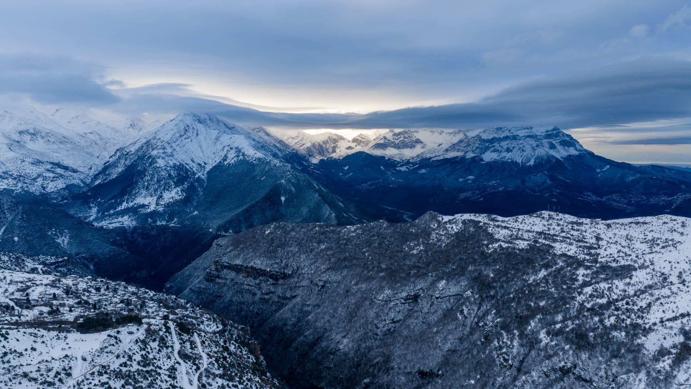 tzoumerka-mountain-chain