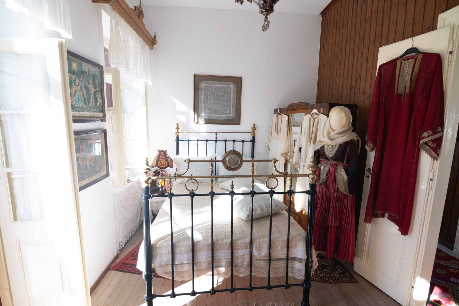 Alt text not provided