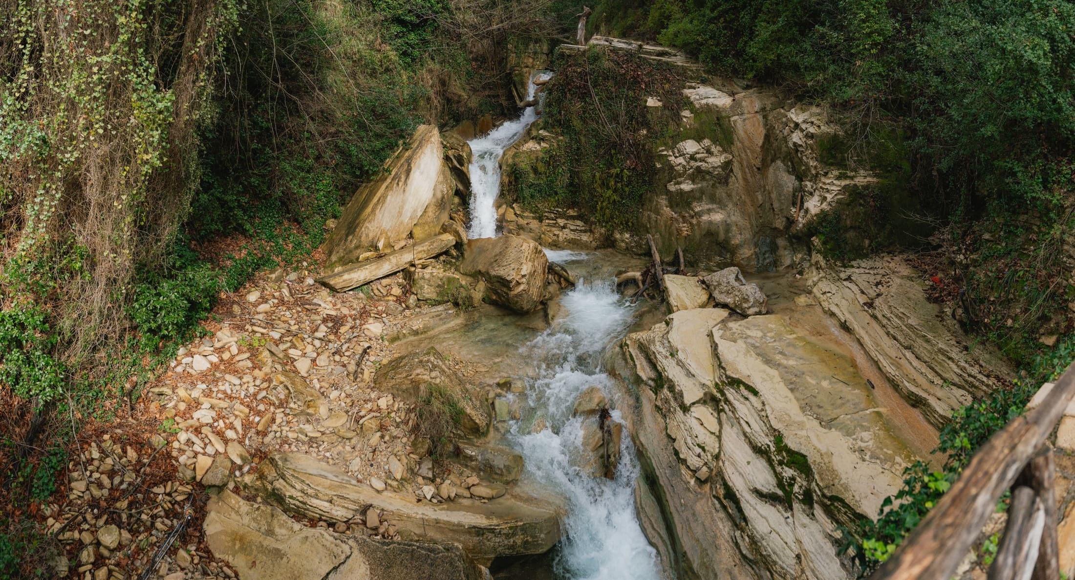 hiking-to-santa-s-mill