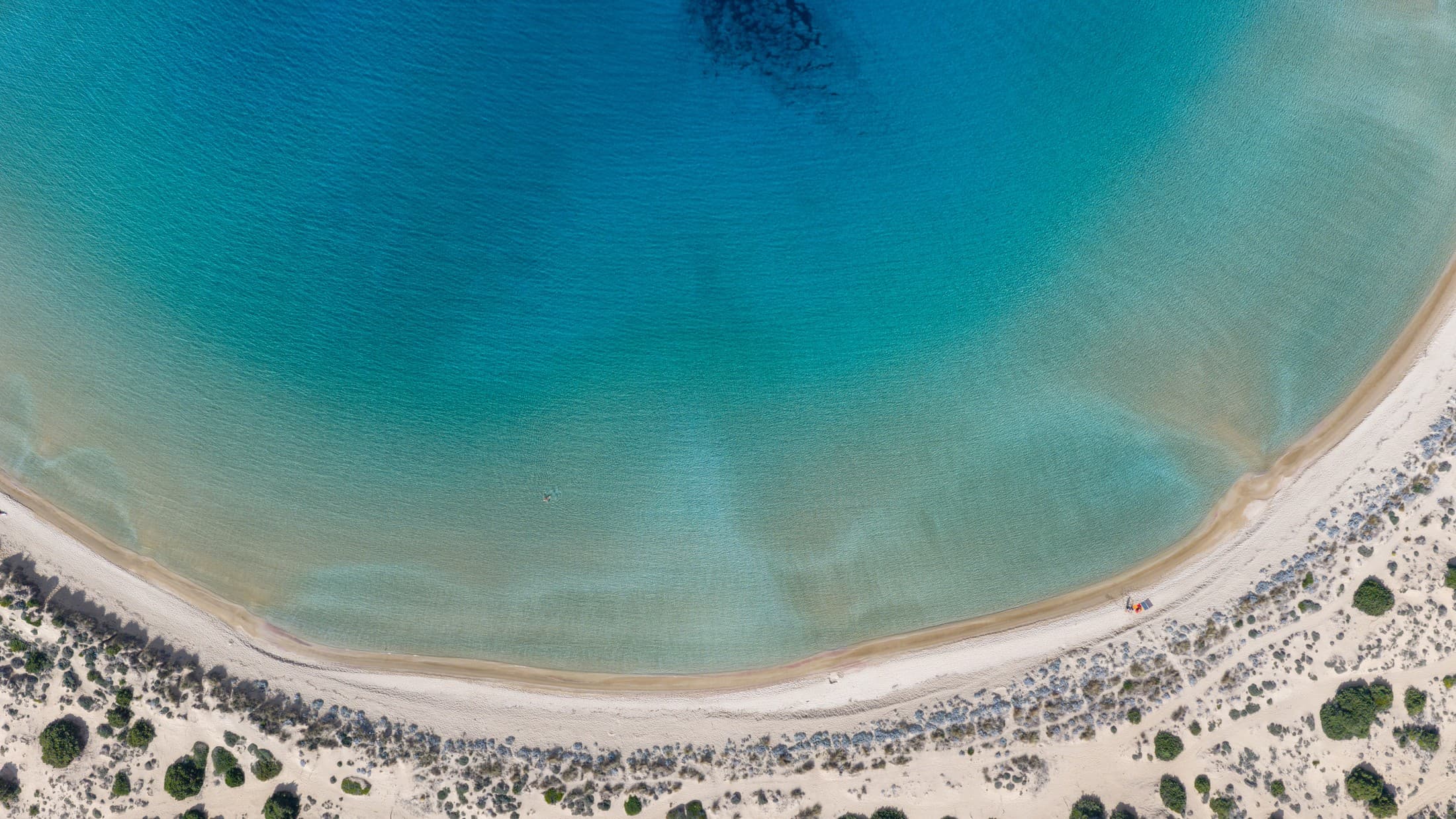gialova-lagoon-and-voidokilia-beach
