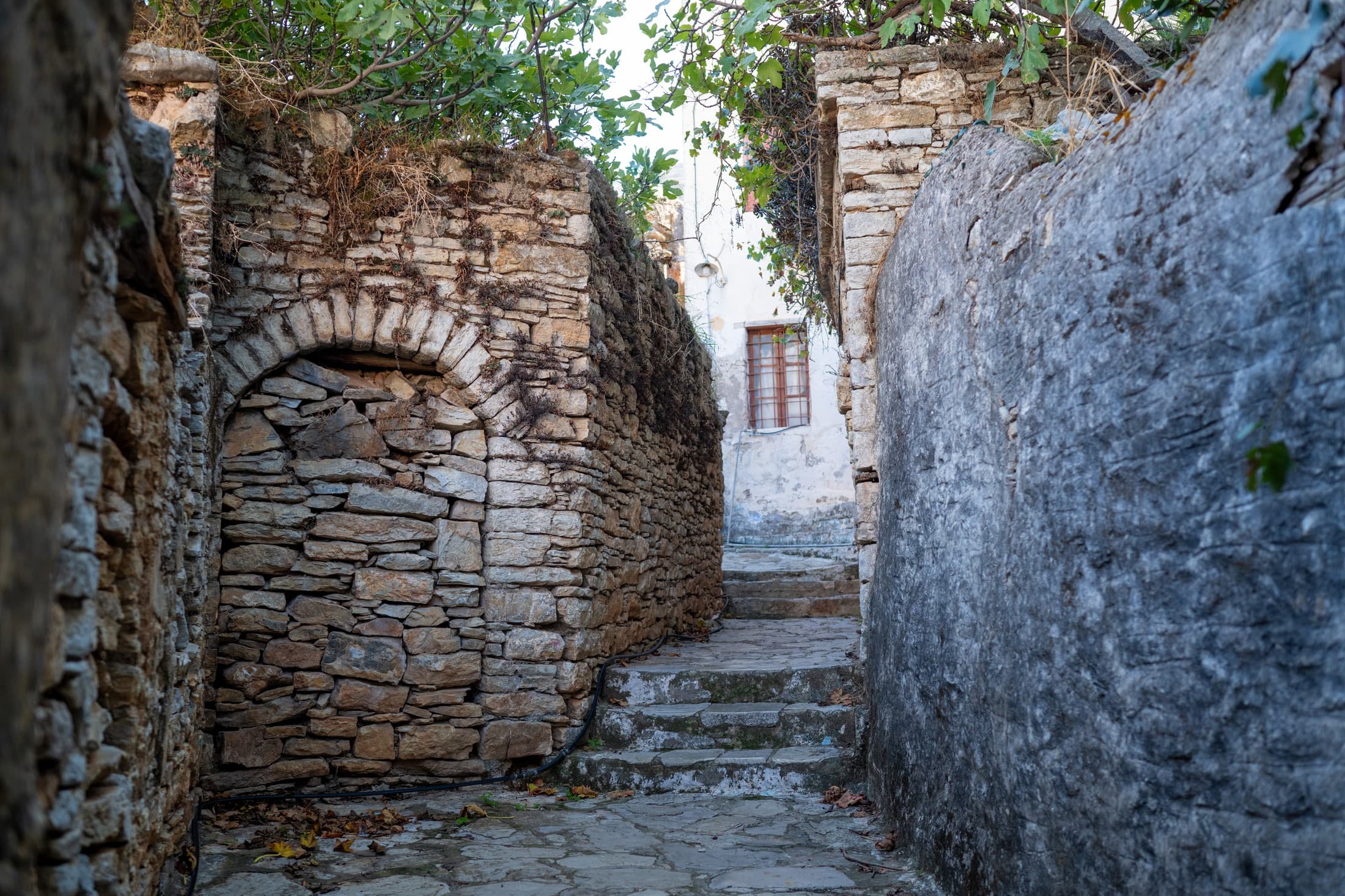 hiking-and-exploring-on-symi