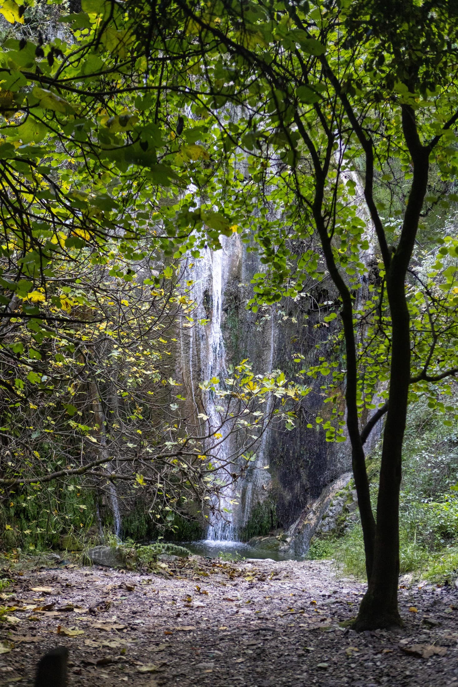 hiking-to-the-waterfalls-of-the-nymphs